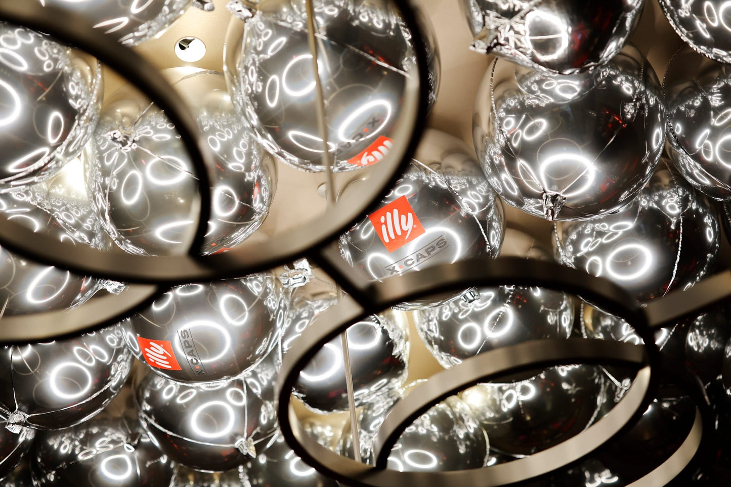 Soffitto di Palloncini in Mylar ad Elio per Eventi Aziendali